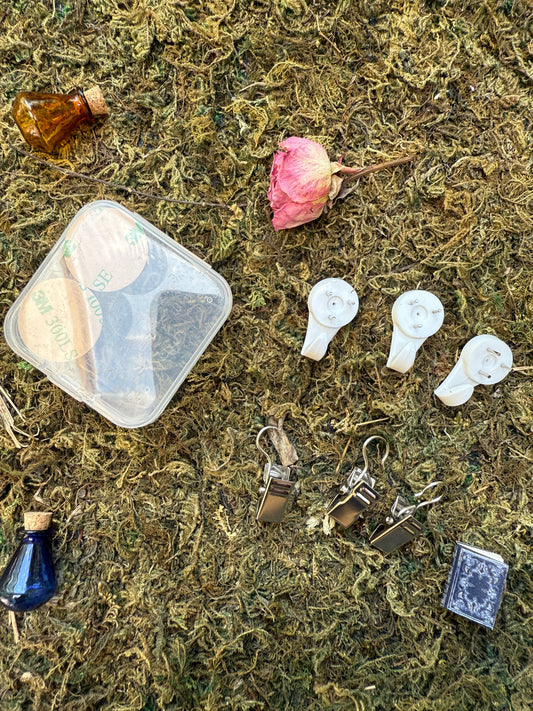 "Ballena Nadando" Tapestry