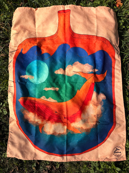 "Ballena Nadando" Tapestry