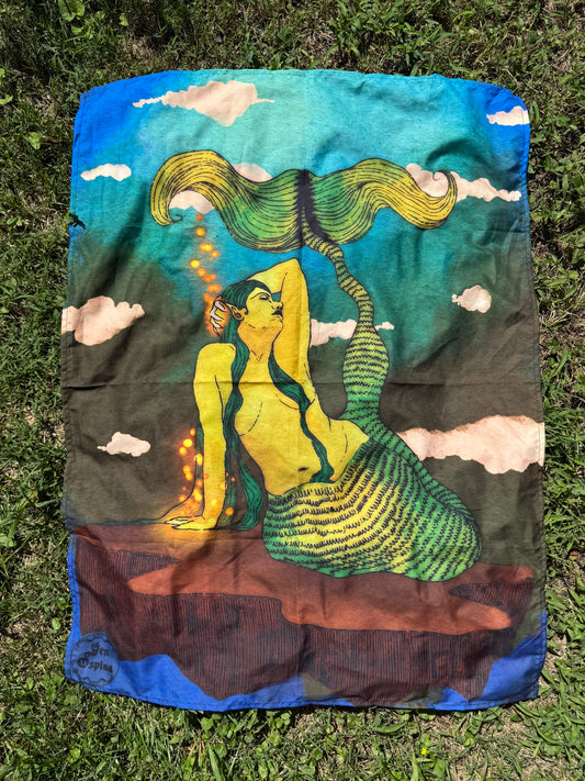"Syreni Verde" Tapestry
